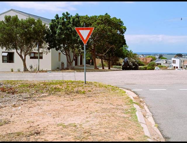 LAND FOR SALE IN STILBAAI-WES